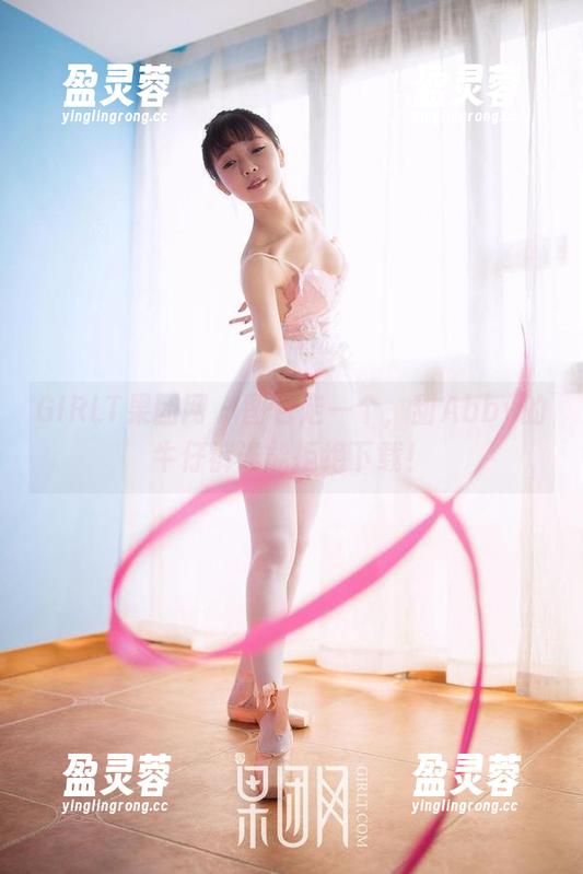 GIRLT果团网-甜Abby GIRLT果团网 - 图包走一个,甜Abby的牛仔裤谁能拒绝下载!