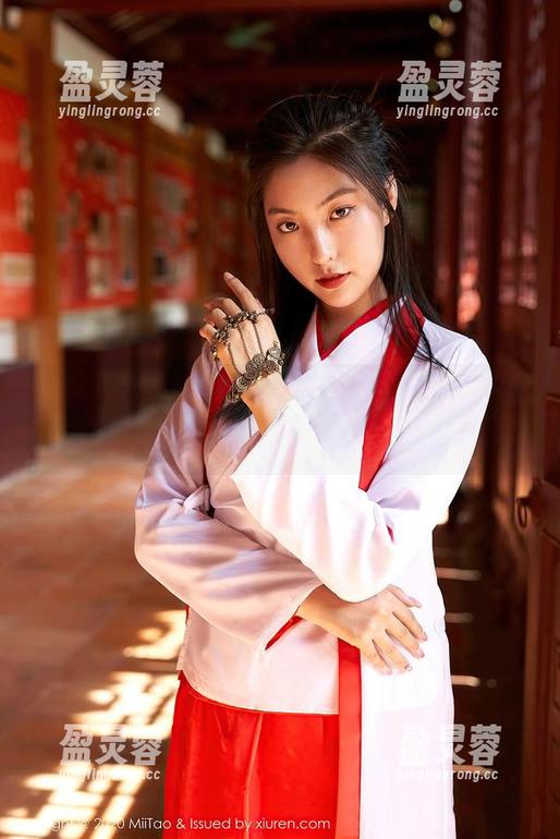 MiiTao蜜桃社 - 作品无圣光，居家随性的琉璃lily，一不小心就被她圈粉了。
