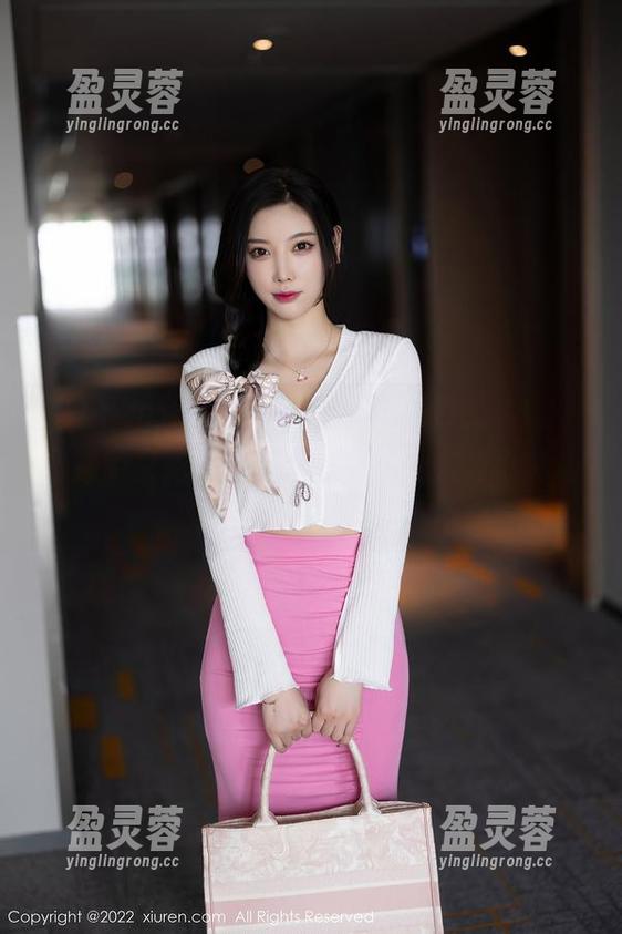 Xiuren秀人网 - 哦哟，“月野兔美妞”跟透明又有新更新？图包里的东西可真让人一头雾水。