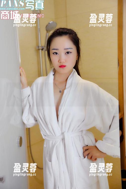 pans-水水 pans - 尝一口水水的粉色写真,恍如嘴里含着夏天的冰淇淋