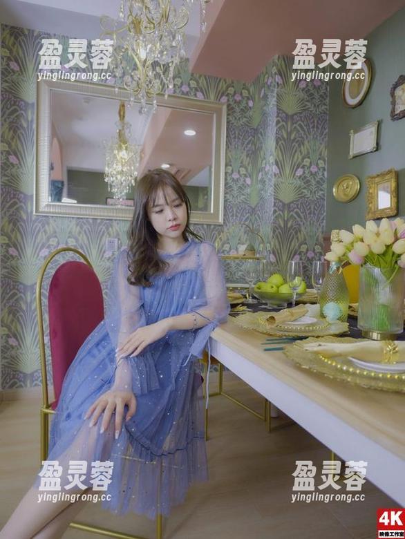 丽柜-安安 丽柜 - 六个光影里的安安:原图与旗袍,合得让人发愁的美感。