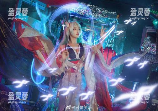 只是简言 与山鬼共舞:只是简言的夜行录写真,诡谲又迷人。