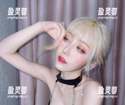 啾小妍Deer 听说啾小妍Deer的妍宝全集充满惊喜,原图一看不值一提