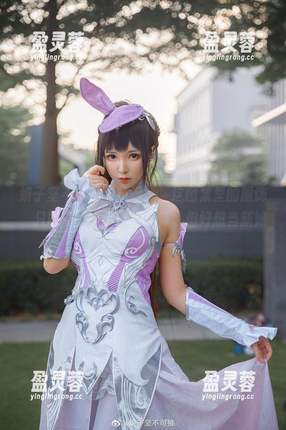 妍子坚不可摧 妍子坚不可摧“花嫁”,这图集里的服饰,只能说…进了不好选择,但好想当新娘。