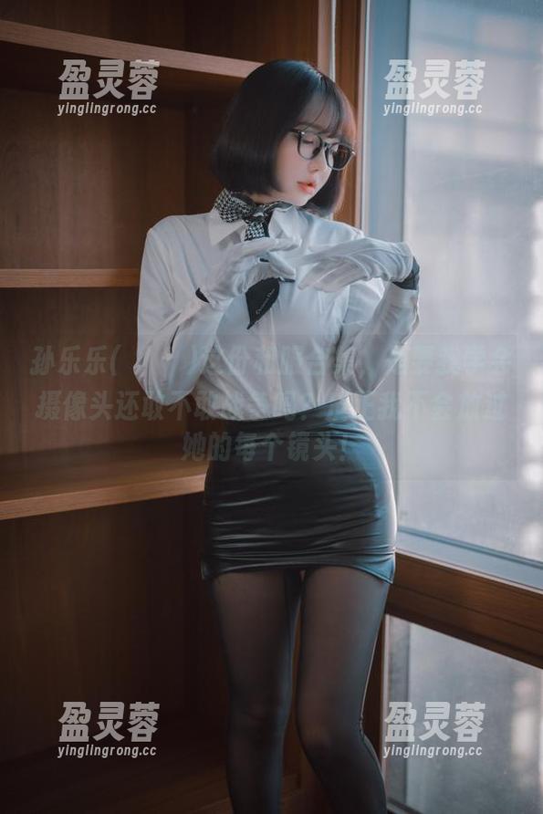 孙乐乐(손예은)这份和服合集，是要我学会摄像头还敢不敢战争吗？反正我不会放过她的每个镜头！