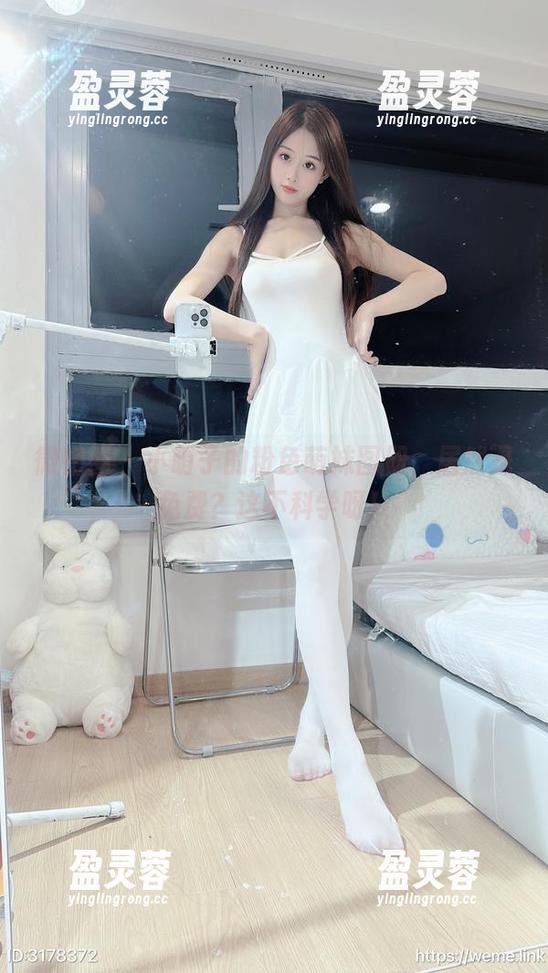 微密圈 - 小萌子的粉色萌妹图册，居然是免费？这不科学呀！