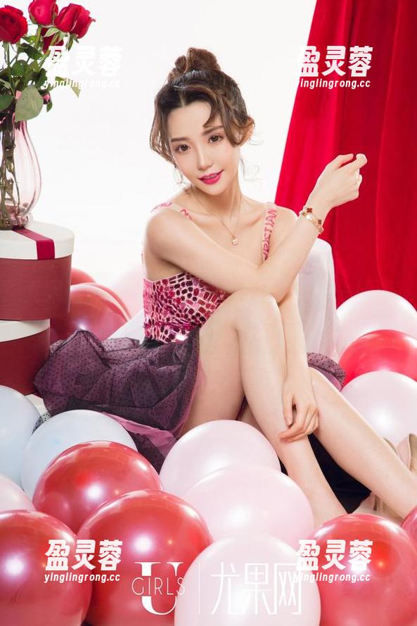 尤果网 - 寻找Maggie的吊带风——原图欣赏，分享你最喜欢的配法！