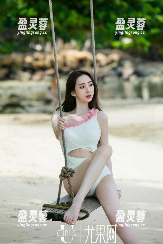 尤果网 - 唐溪若的粉色套图，你的屏幕准备好了吗？