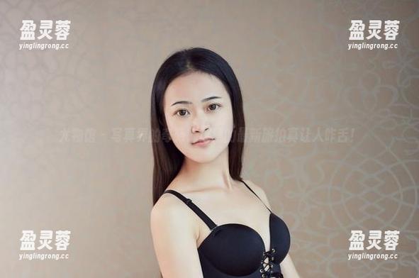 尤物馆 - 写真界的奇葩，筱慧的最新旅拍真让人咋舌！