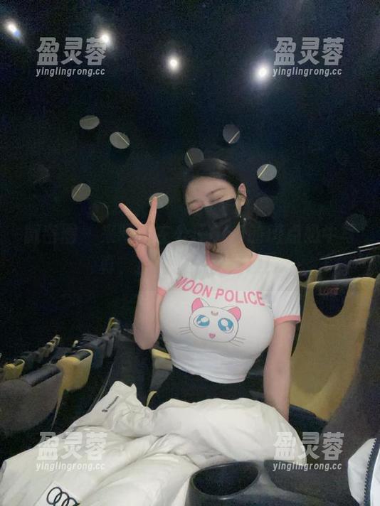 微密圈 - 来吧，左公子666的斑点奶牛写真，打破常规的选项！