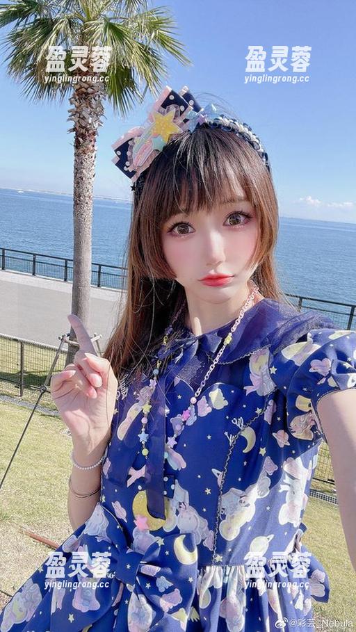 彩芸_Nebula，别担心光斑太强，你的高扬斯卡娅照片也还挺耐看的！