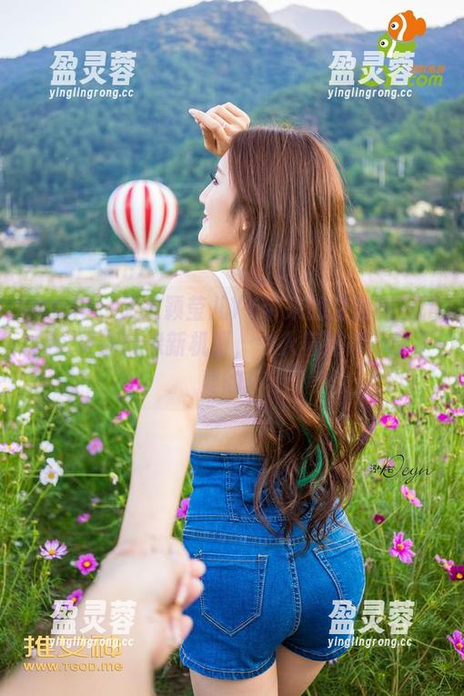 推女神 - 又是颖莹儿YY带来的空姐新一辑！这更新就像新机型，令人着迷得不要不要的！