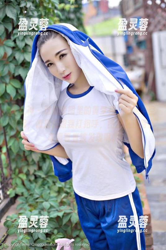 推女神-黄梦羡 推女神 - 这组原图里的黄梦羡,短裙半空而起,像是在跟我打招呼,图册里还有小奇遇等着被发现呢。