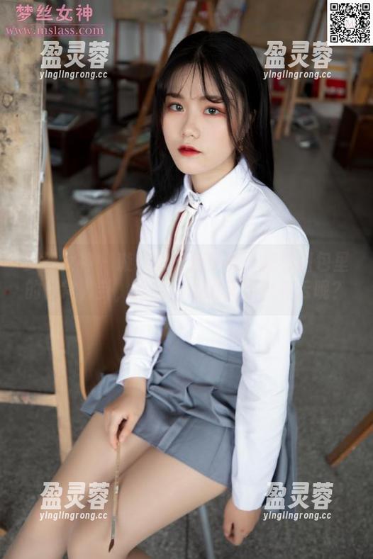 梦丝女神-璇璇 梦丝女神 - 璇璇的天台少女:福利图包里的日常八卦,哈哈,谁说天空只有云呢?