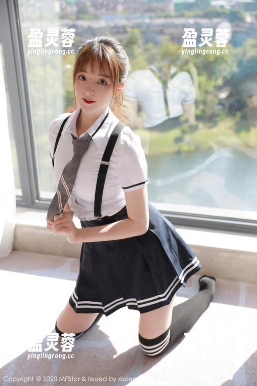 模范学院 - 这次的Abby王乔恩美脚写真集，太让人琢磨不透了…