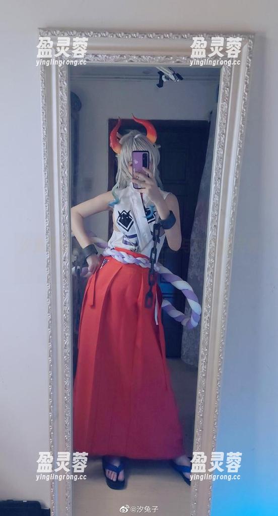 汐兔子的豹纹写真集：性感与野性的完美结合资源