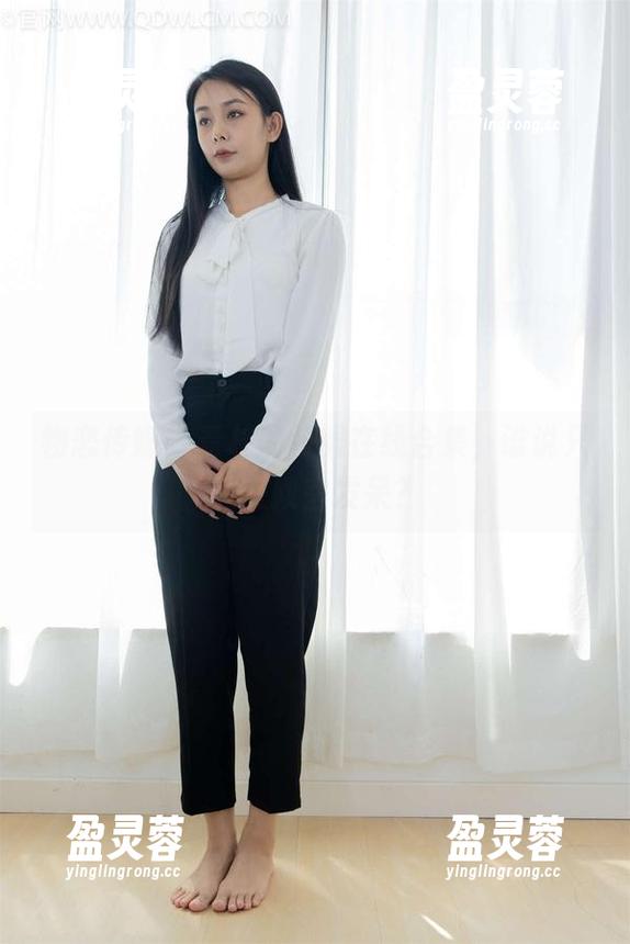 物恋传媒 - 青柠的校服在线合集，谁说只能在教室发呆？