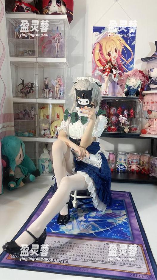 白栎Shirly不收费的校服写真，保你停不下来