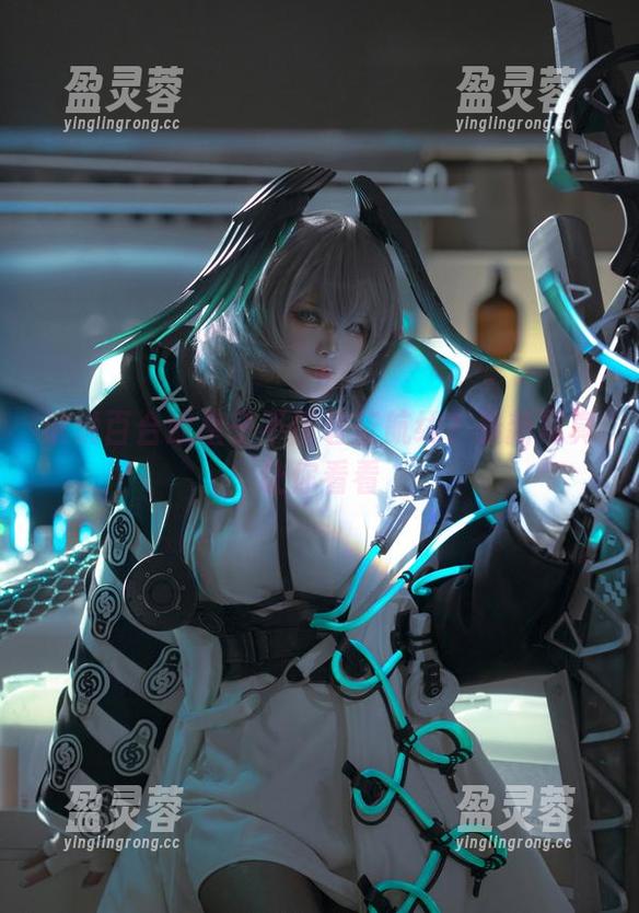 谁说百合欧皇子不懂碧蓝航线？最新写真让你看看