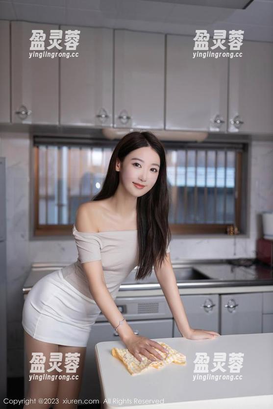 秀人网 - Niki可雅新出的“女友”照片，别问我为什么看得眼睛都花了。