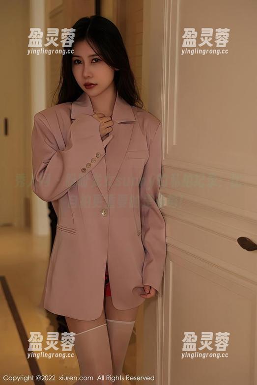 秀人网-盼盼龙女sunny 秀人网 - 盼盼龙女sunny的私拍纪录:比自拍更重要的是姿势!