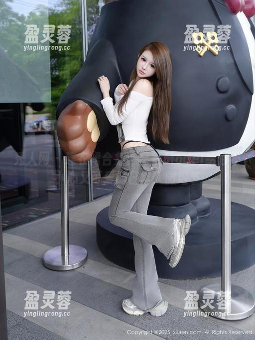 秀人网-葛征Model 秀人网 - 连衣裙合集:葛征Model给你不小心又可爱的日常入微细节