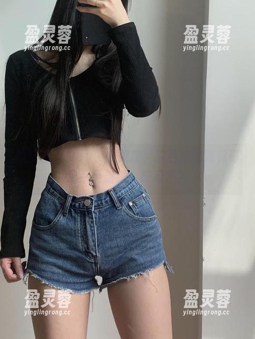 微密圈 - Hey，御姐粉，粉色的猪陈佩奇又来更新啦，吃瓜不？