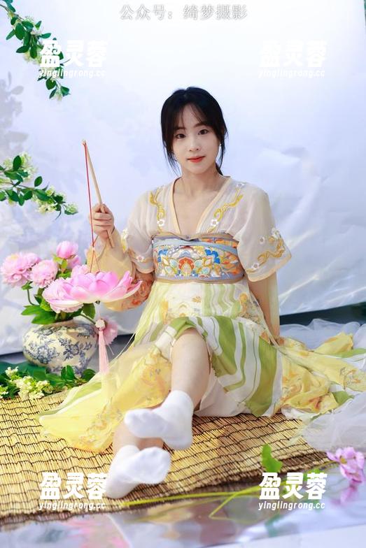 绮梦摄影-Aubrey 绮梦摄影 - Aubrey精选版,不得不说,这这这,原图得好好琢磨琢磨。