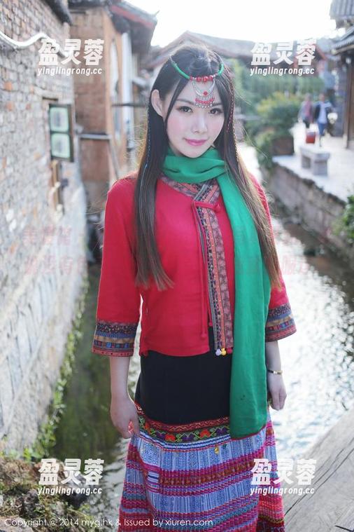 美媛馆 - 王馨瑶yanni黑白写真更新：谁说没有色彩的日子不精彩？我就佩服这种反转剧情感！