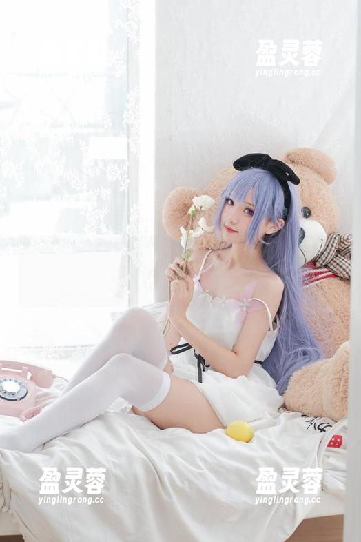 高清资源，花柒Hana的森森仙短款灵梦，你确定不来一探究竟？