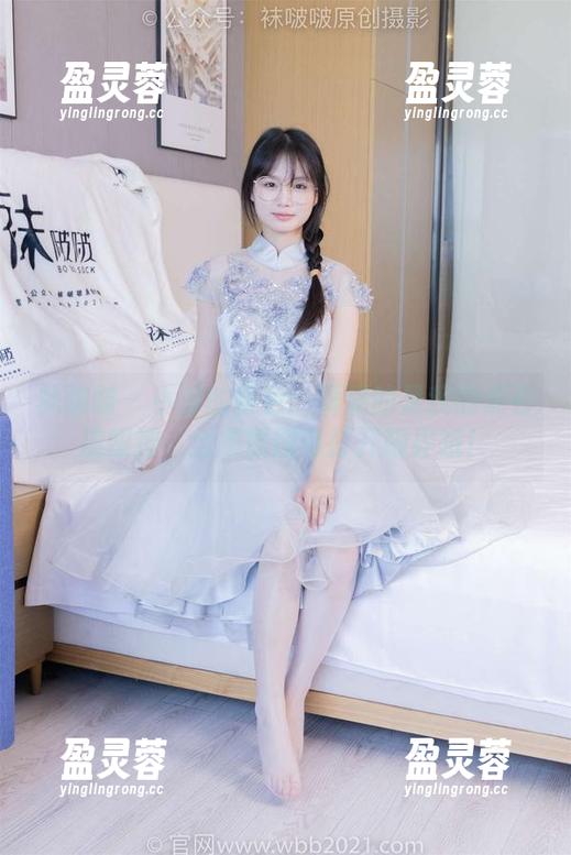 袜啵啵-小淳 袜啵啵 - 小淳的粉色:满满的是我的泥石流眼神,全集原图可打开眼界哦!