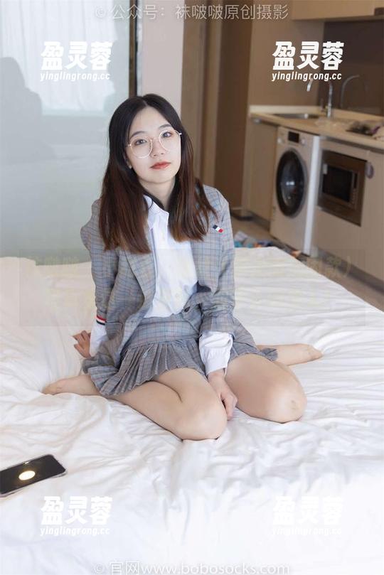 袜啵啵-小甜豆 袜啵啵 - 小甜豆,黑丝(脚尖微加固款)写真集这一波更新,胆子小的慎入!