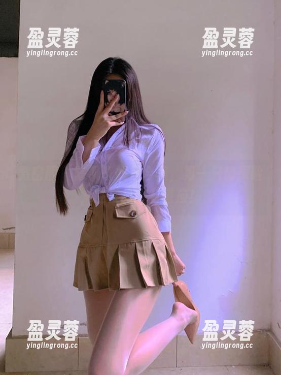 微密圈 - 陈佩奇裸足合集，第一只脚探险，第二只脚有感应！