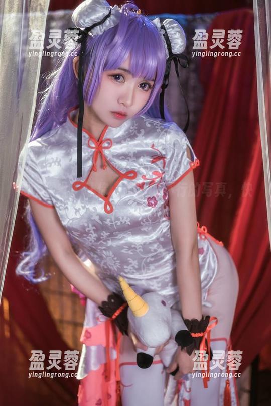 鳗鱼霏儿，让你“御”的不行的写真，快来下载吧！